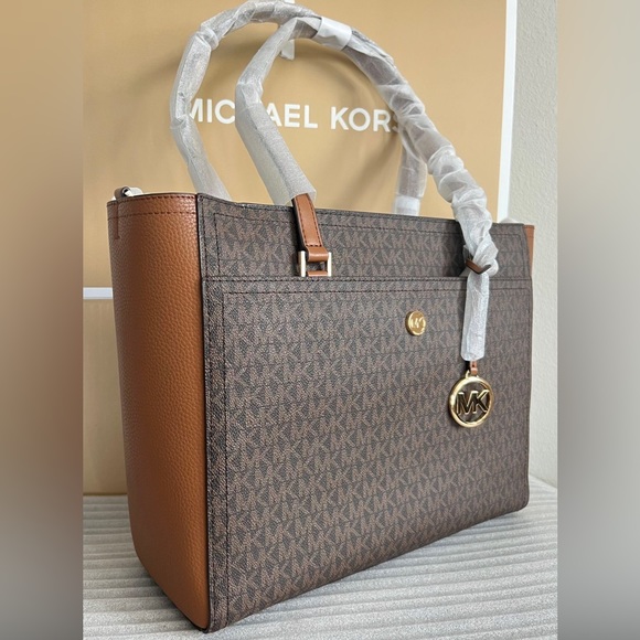 NWT Michael Kors MK Maisie 3 in 1 Leather Large Tote - Picture 3 of 12